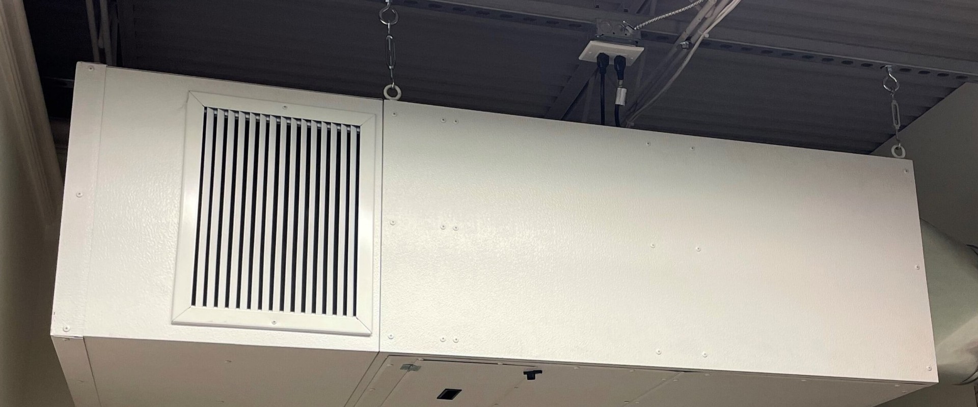 What Type of Power Source is Needed for an Air Ionizer Installed in Davie, FL?